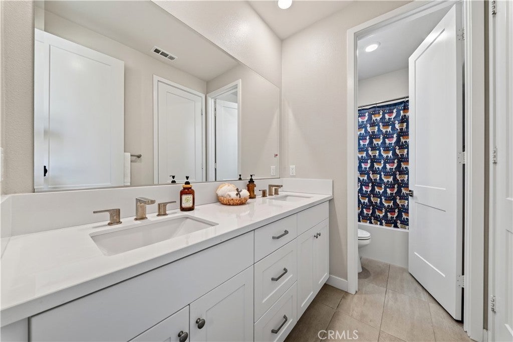 664 Athos, Lake Forest CA 92630 - Photo 23
