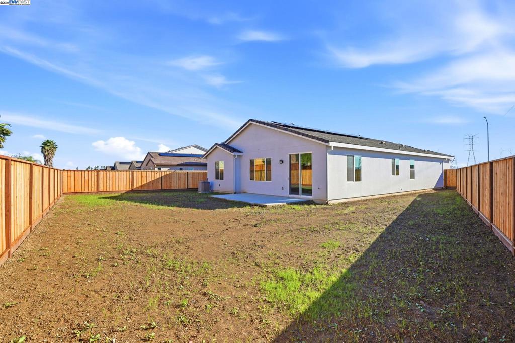 DISCOVERY  BAY - Residential