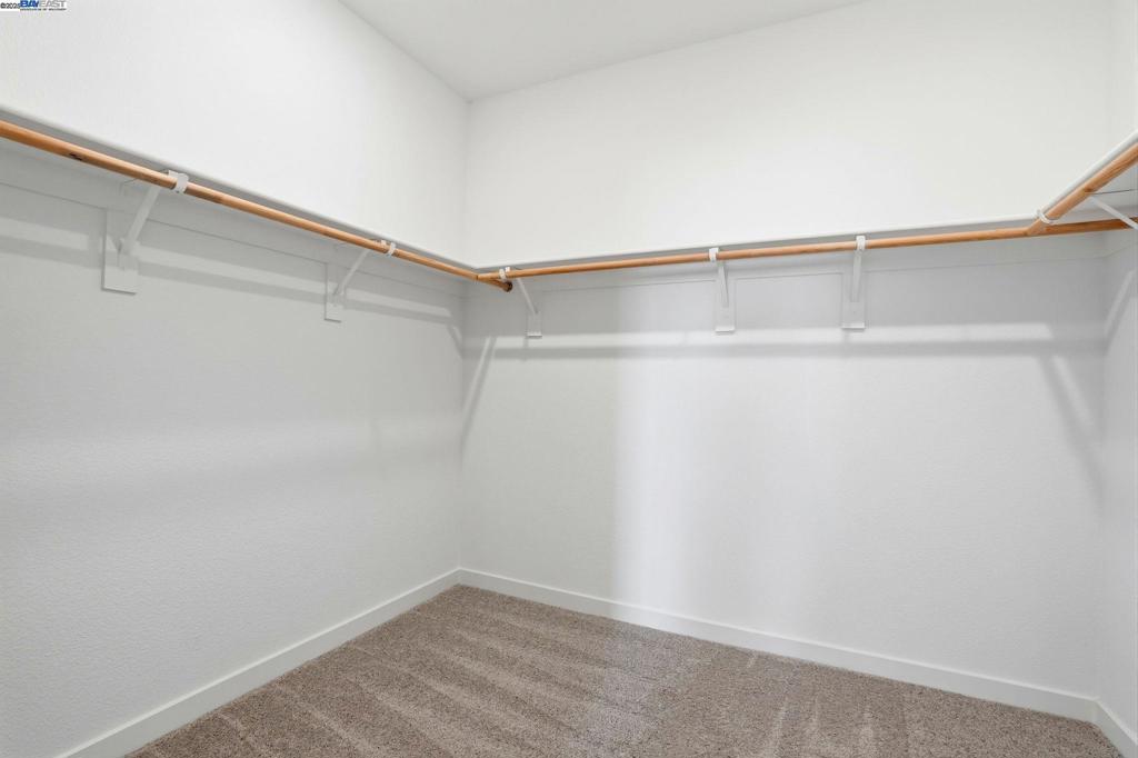 DISCOVERY  BAY - Residential