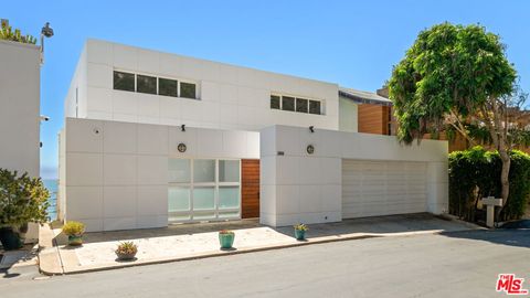 Photo of 26814 Malibu Cove Colony Drive, Malibu, CA 90265 (MLS # 25577821)