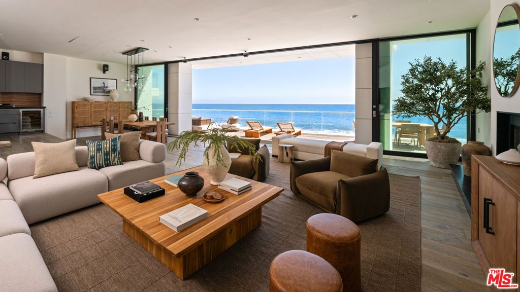 Photo of 26814 Malibu Cove Colony Drive, Malibu, CA 90265 (MLS # 25577821)