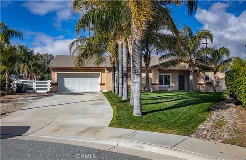 Photo of 933 Driftwood Cir, Banning, CA 92220 (MLS # IG25264375)