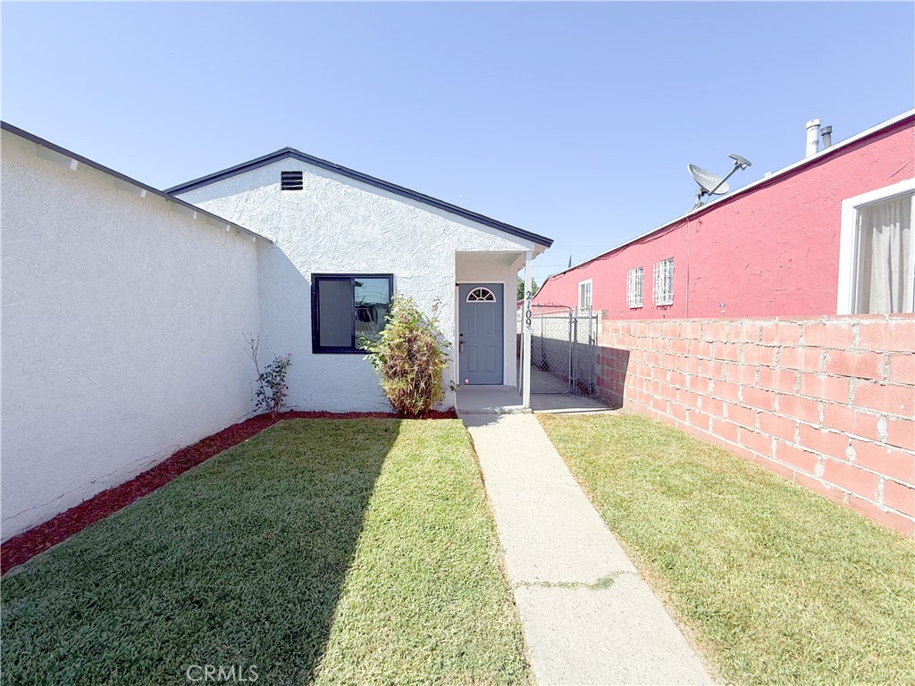 2109 E 113th Street
