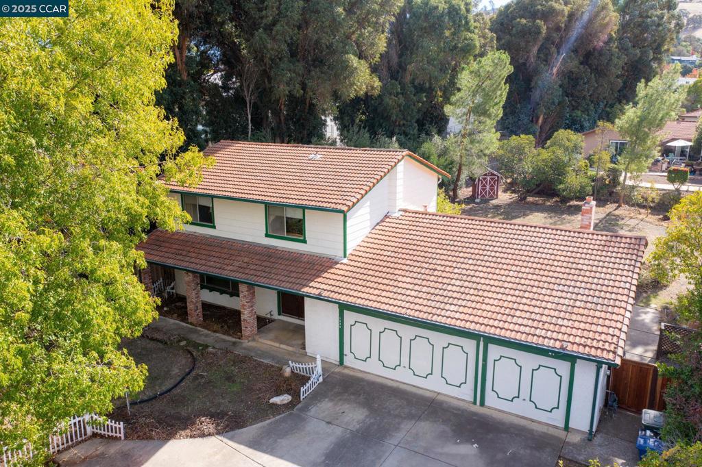 CLAYTON VALLEY - Residential