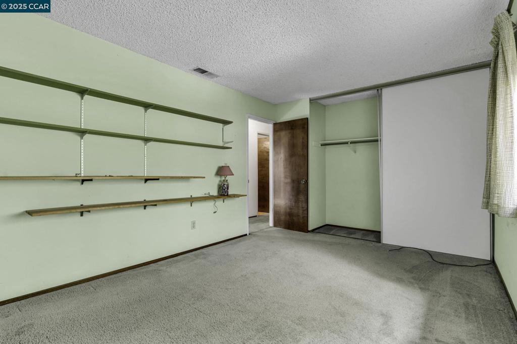 CLAYTON VALLEY - Residential