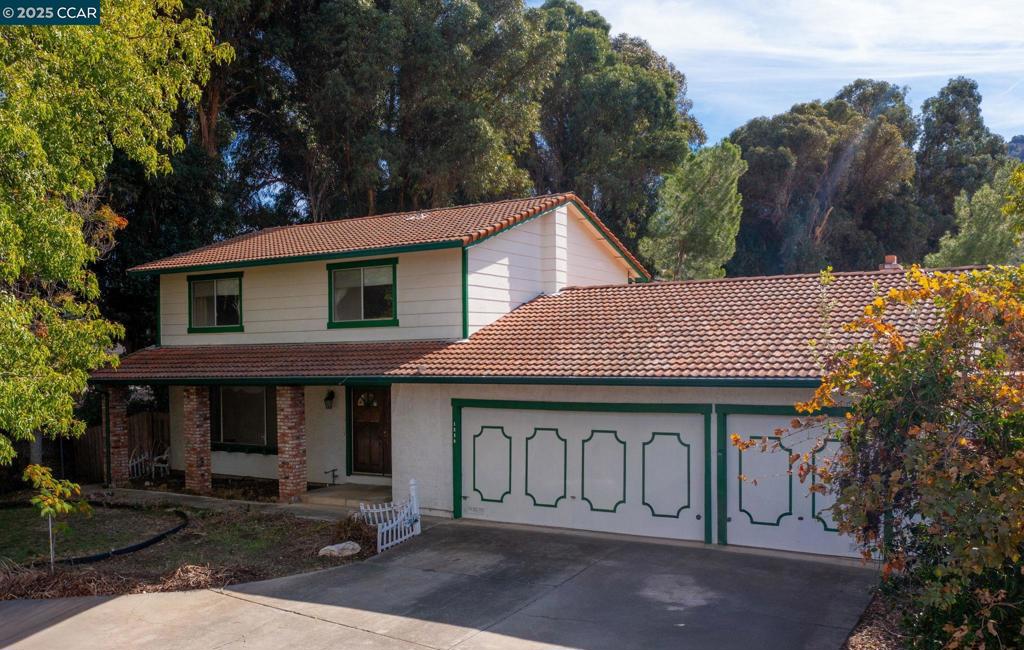 CLAYTON VALLEY - Residential