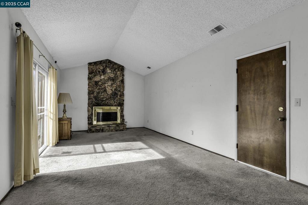 CLAYTON VALLEY - Residential