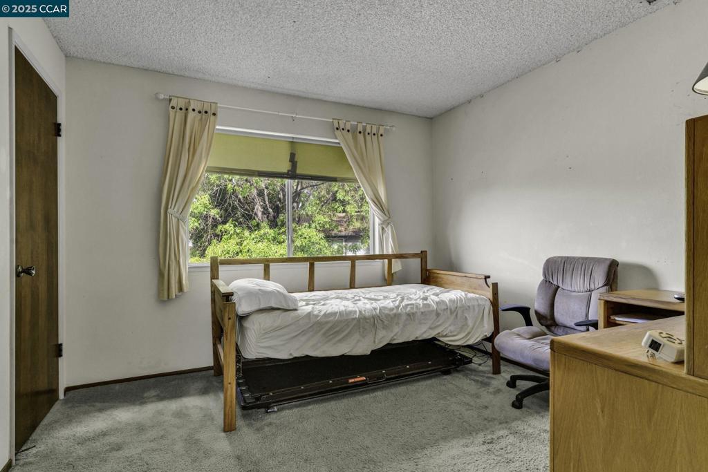 CLAYTON VALLEY - Residential