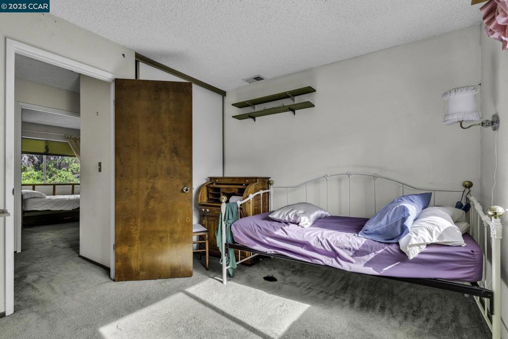 CLAYTON VALLEY - Residential