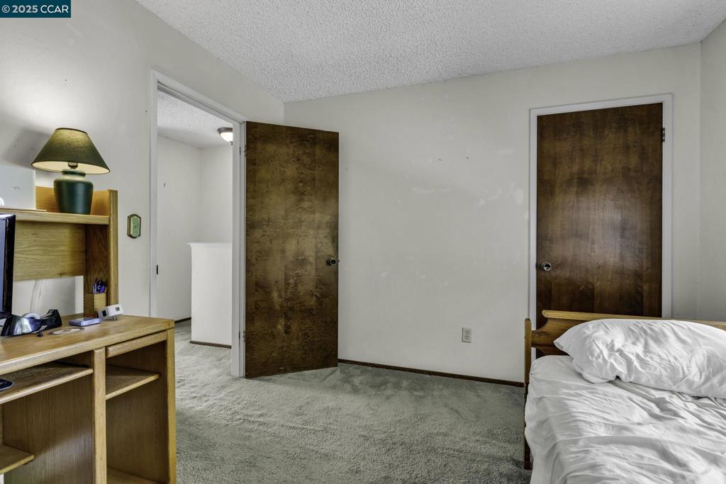 CLAYTON VALLEY - Residential