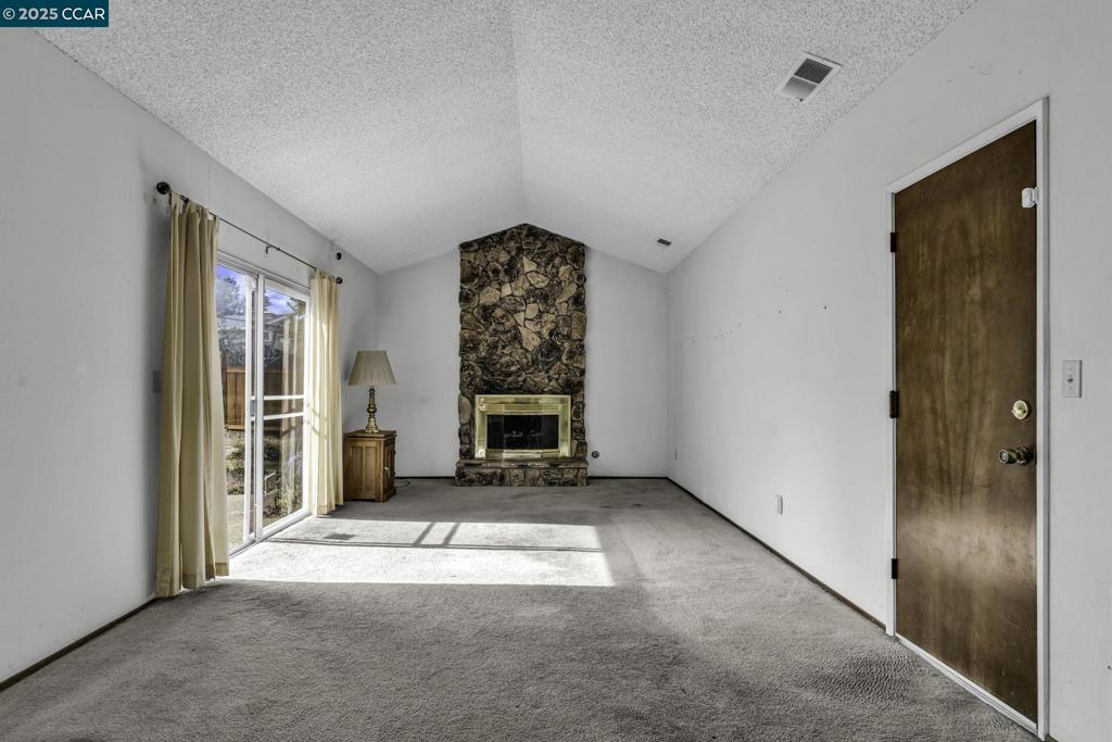 CLAYTON VALLEY - Residential