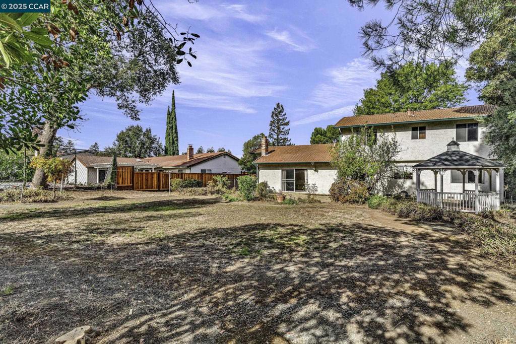 CLAYTON VALLEY - Residential