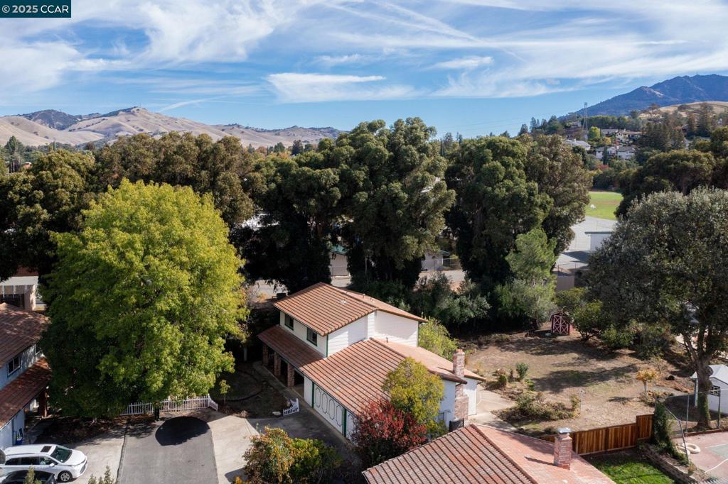 CLAYTON VALLEY - Residential