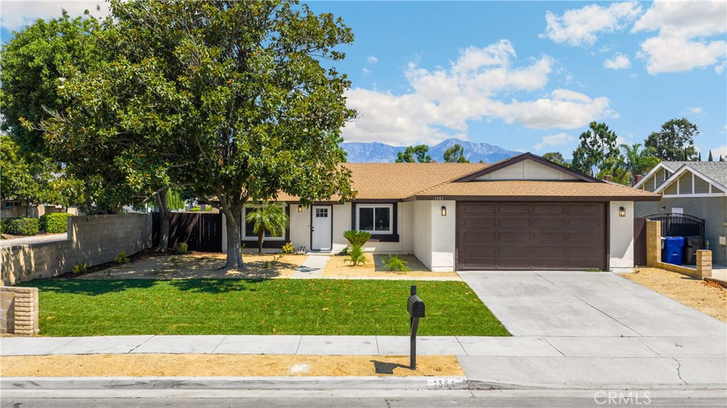 Welcome to 1501 E Banyan St, Ontario! This charming single-story home has been beautifully refreshed with new interior paint, updated landscaping, and a variety of cosmetic upgrades that make it truly ready for the next homeowner. Step inside to find a bright, open layout and a tastefully updated bathroom that blends modern style with everyday comfort. The inviting backyard offers plenty of space for outdoor entertaining, gardening, or simply relaxing. Conveniently located near schools, parks, shopping, and easy freeway access, this home is perfect for anyone looking for comfort and convenience in a great Ontario neighborhood.