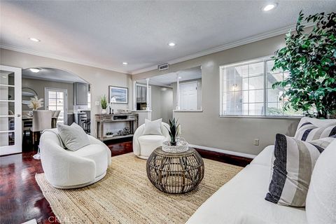 Tiny photo for 312 N Prospect Avenue, Redondo Beach, CA 90277 (MLS # SB25160189)