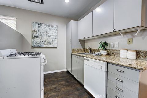 Tiny photo for 312 N Prospect Avenue, Redondo Beach, CA 90277 (MLS # SB25160189)