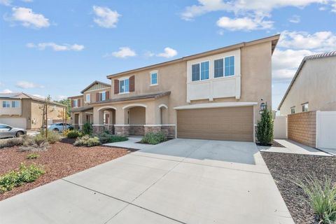 1718 Chute Dr Hemet CA 92545