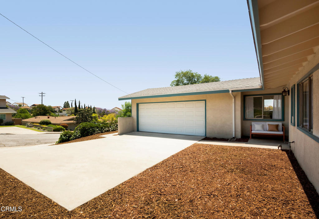 815 Perry Avenue