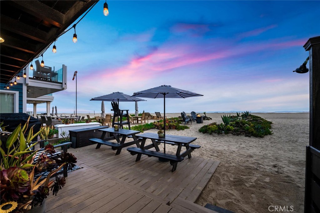 27 A Surfside Avenue