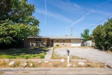 Photo of 9116 G Avenue, Hesperia, CA 92345 (MLS # CV26078195)
