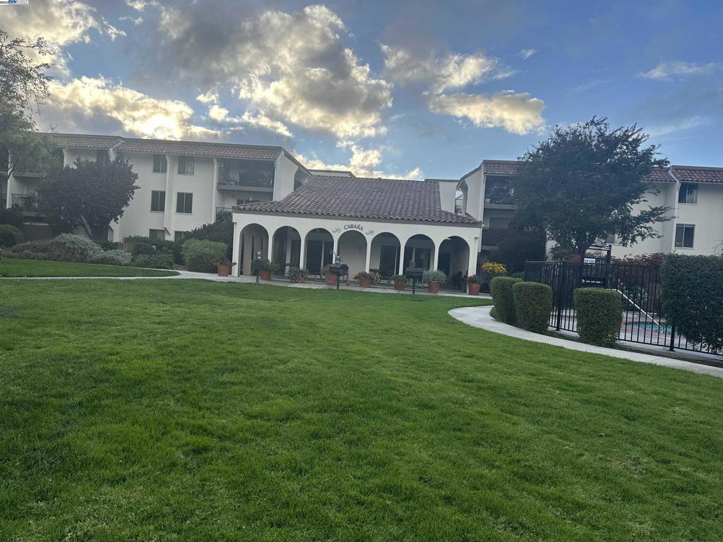 SANTA CLARA - Residential