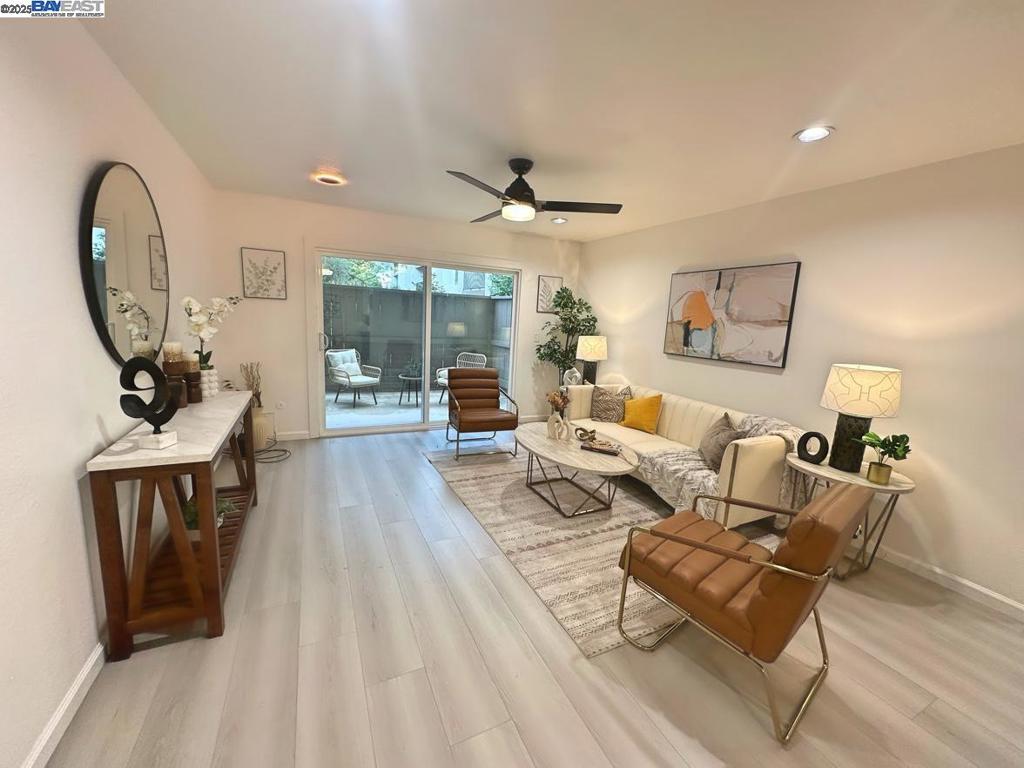 SANTA CLARA - Residential