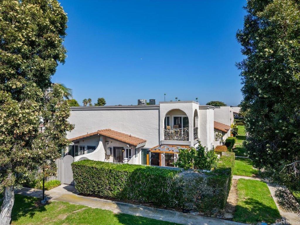 Pacific Bluffs (PACB) - Residential