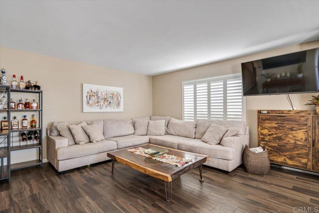 Pacific Bluffs (PACB) - Residential