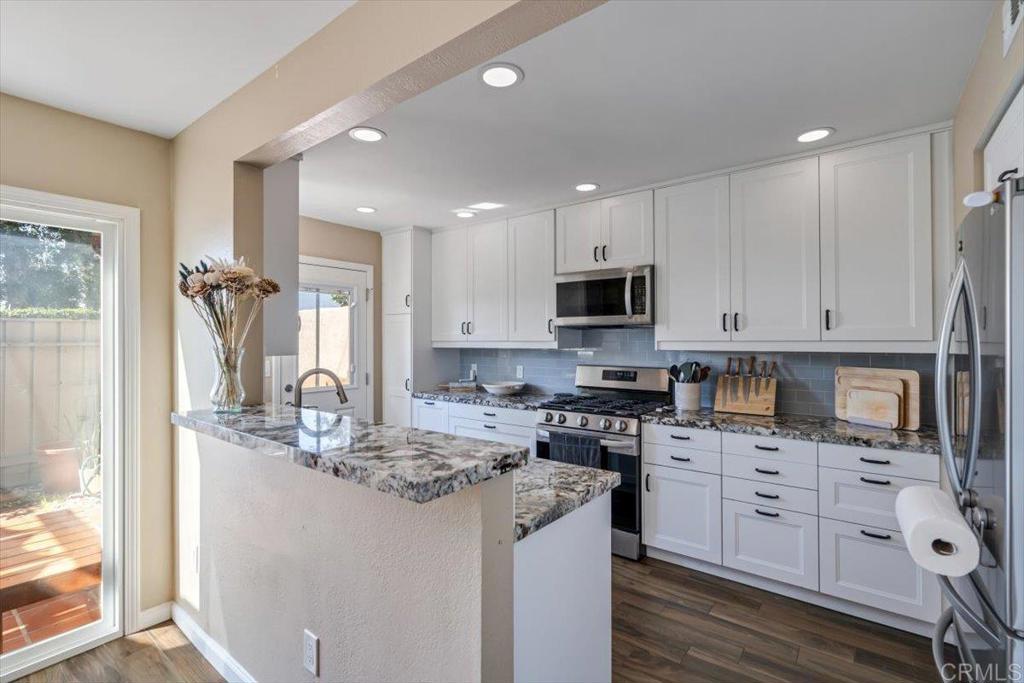 Pacific Bluffs (PACB) - Residential