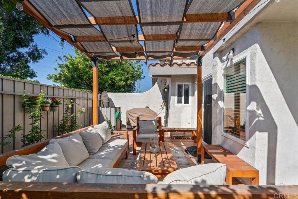 Pacific Bluffs (PACB) - Residential