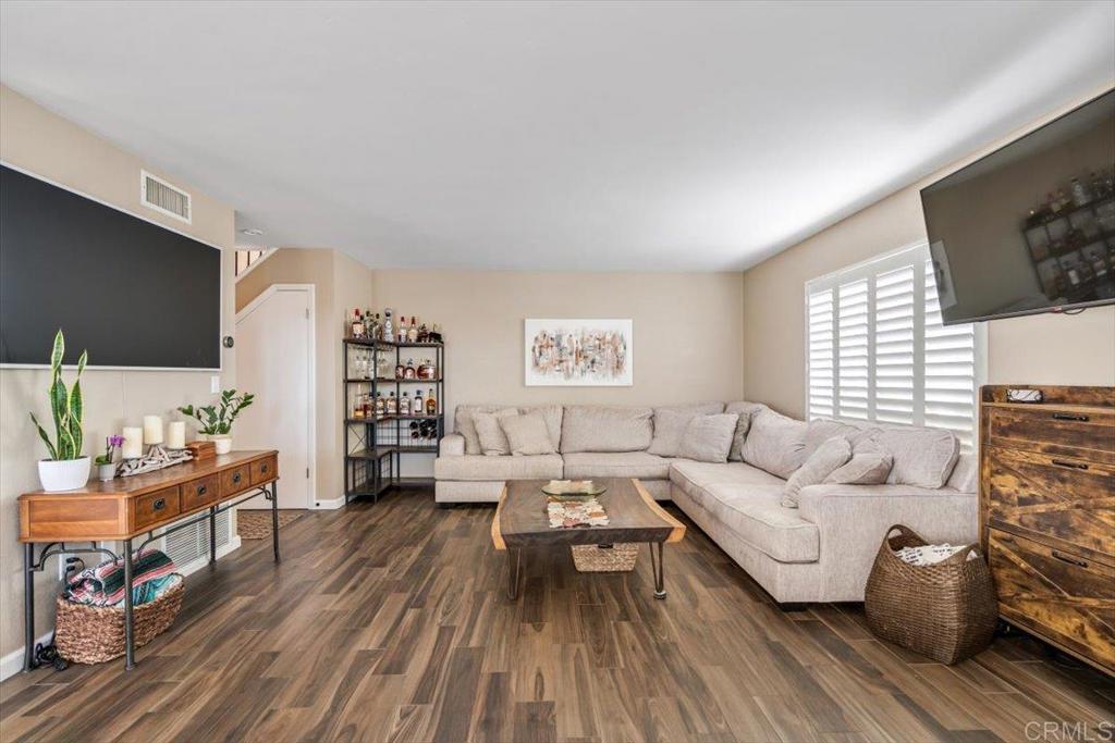 Pacific Bluffs (PACB) - Residential