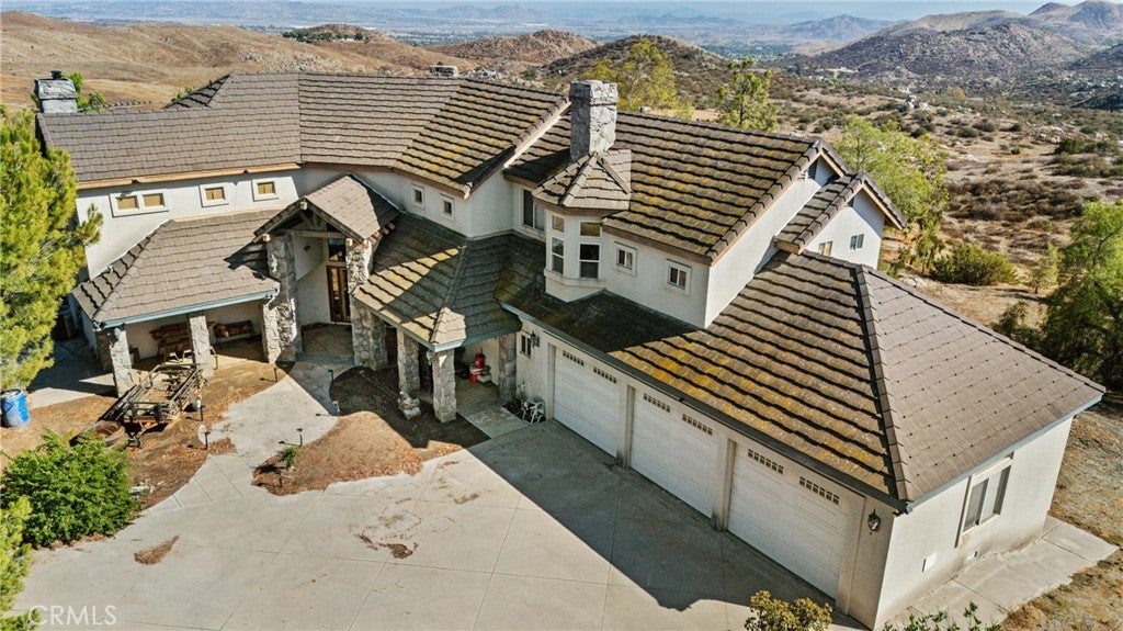 19448 Blue Sky Road
