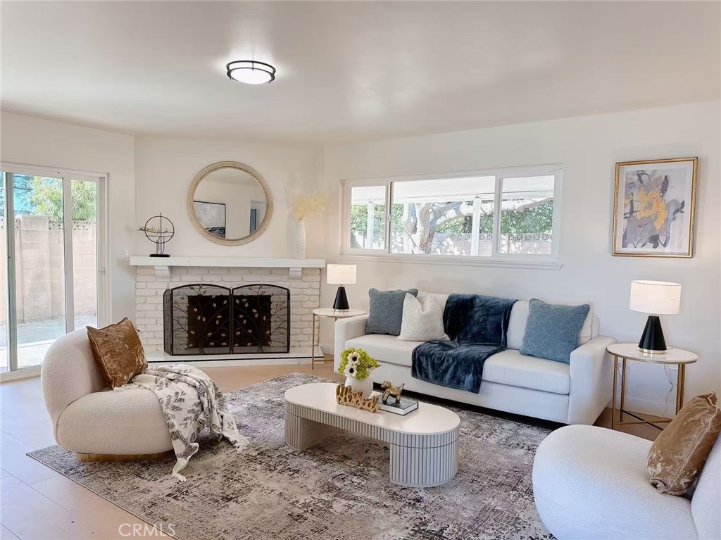 15505 La Valle Street