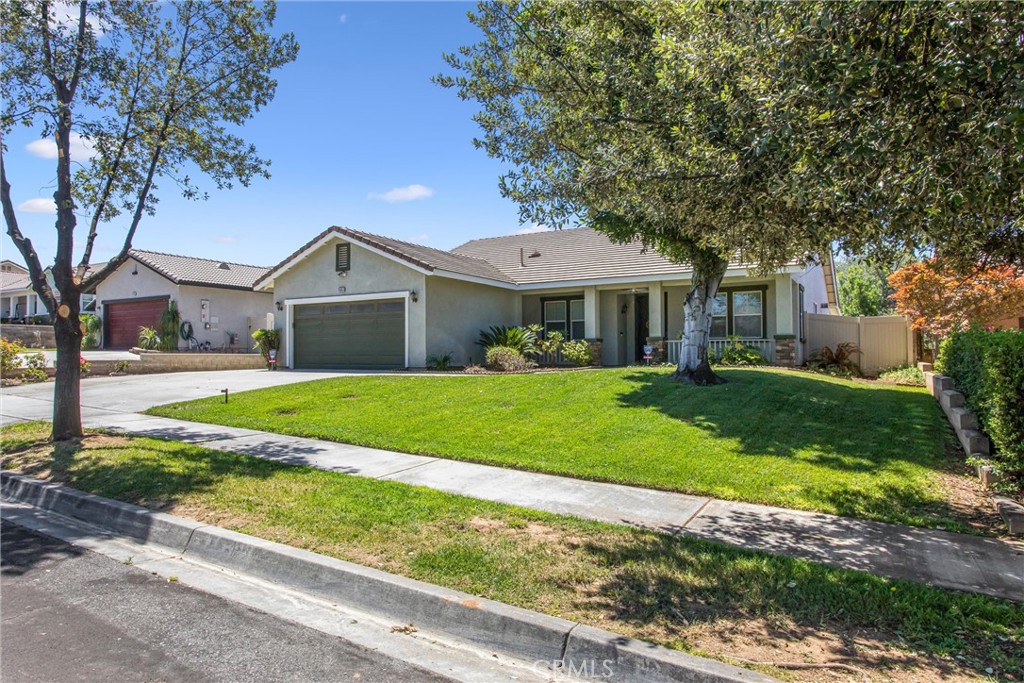 35653 Oak Creek