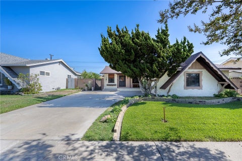 Photo of 7660 El Chaco DR, Buena Park, CA 90620 (MLS # PW26225026)