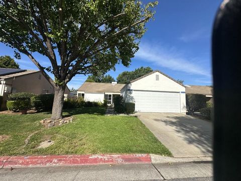 Photo of 1385 Kelly Park Circle, Morgan Hill, CA 95037 (MLS # ML82045663)