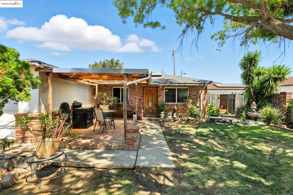 27 4th Avenue