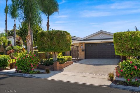 Photo of 1318 Alta Mesa Drive, Brea, CA 92821 (MLS # PW25230059)