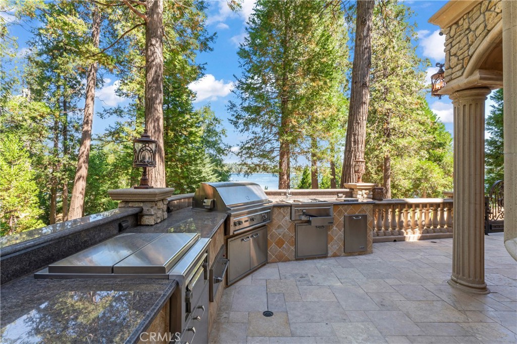Arrowhead Woods (AWHW) - Residential