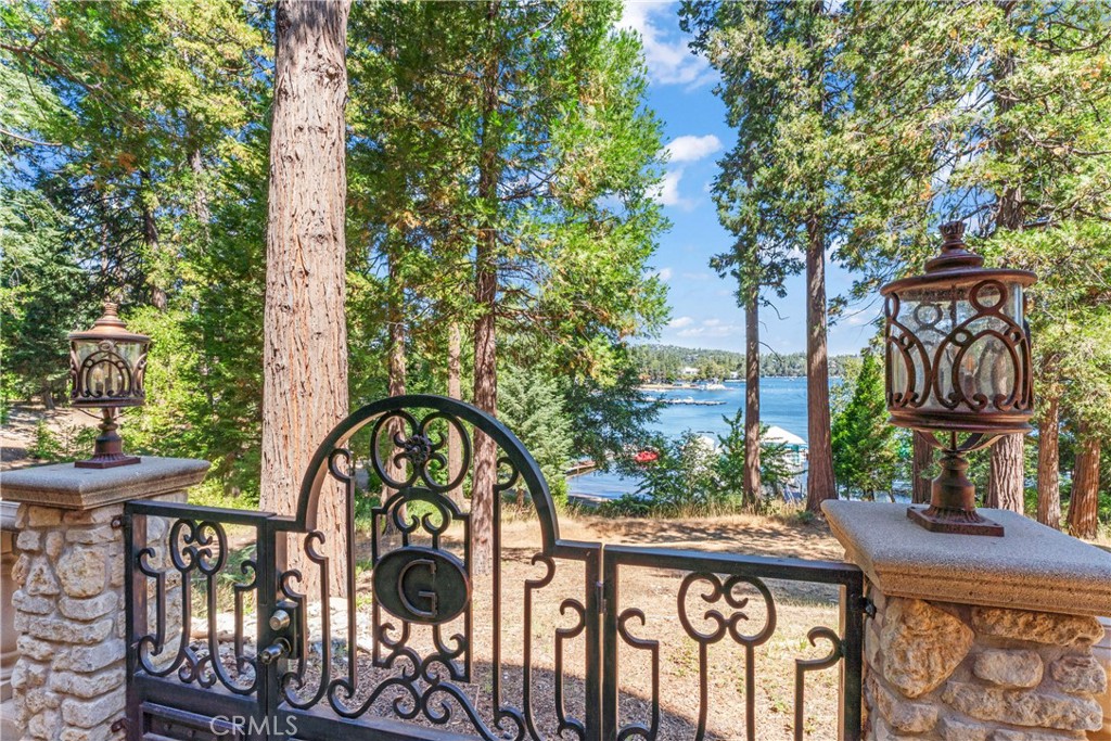 Arrowhead Woods (AWHW) - Residential