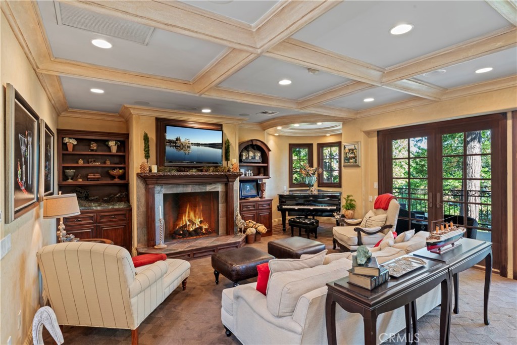 207 Blue Lake Road