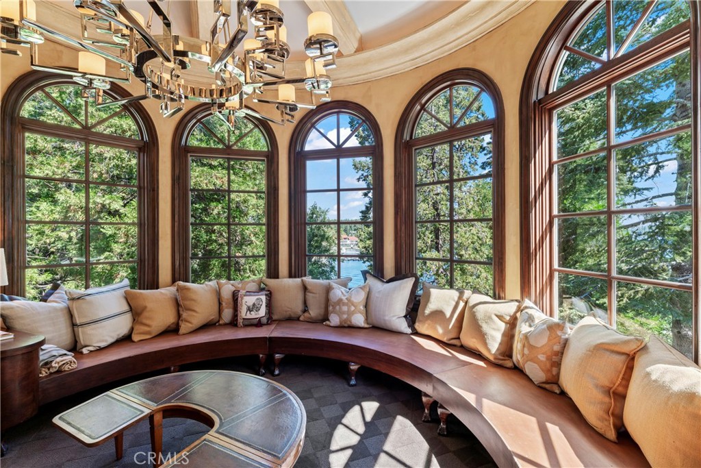 Arrowhead Woods (AWHW) - Residential
