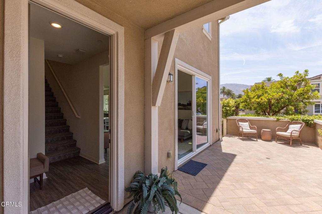 451 Olinda Way