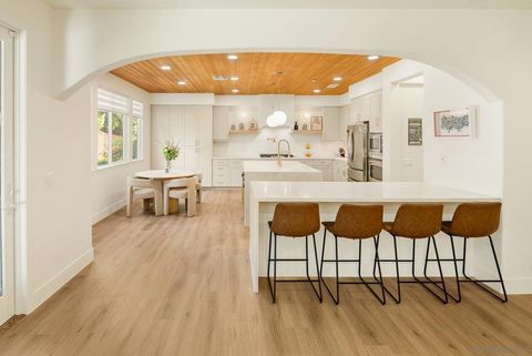 10528 Pinion Trl Escondido CA 92026