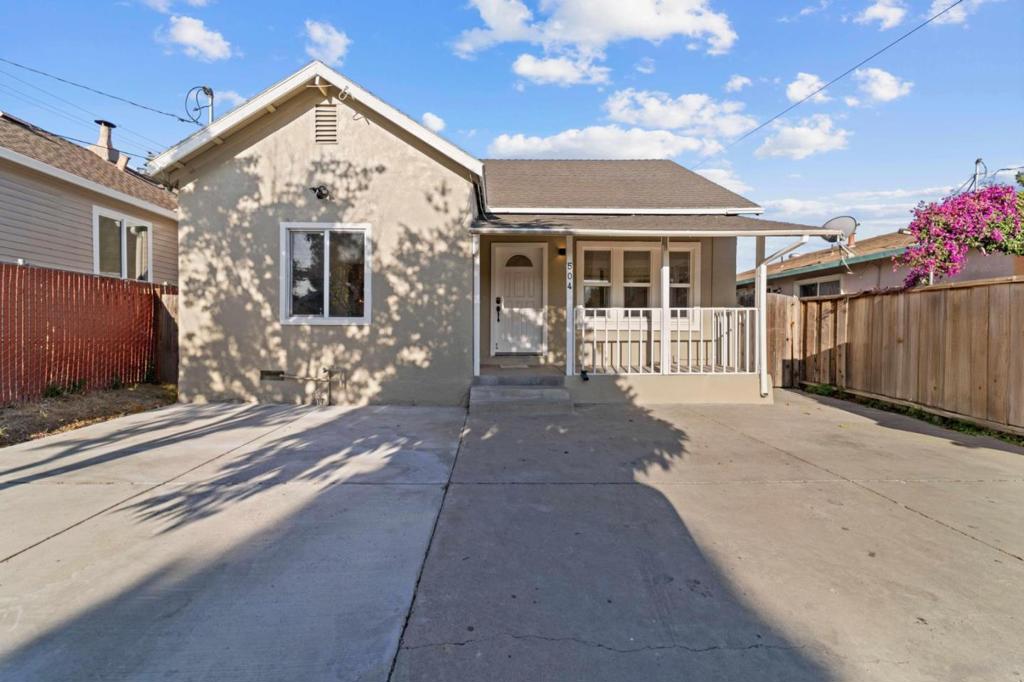 504 Hannah Street