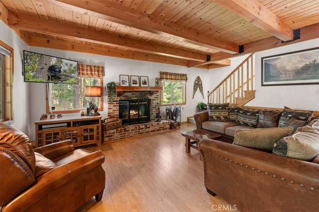 416 Pineview