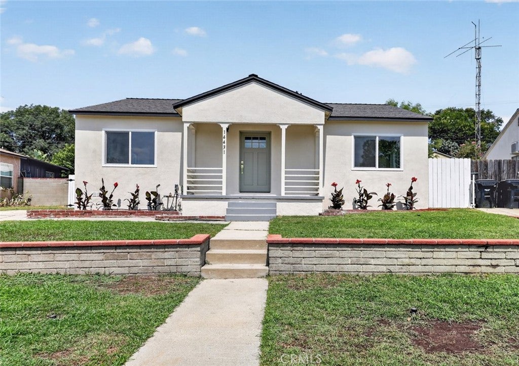 14431 Beaver Street, Sylmar CA 91342