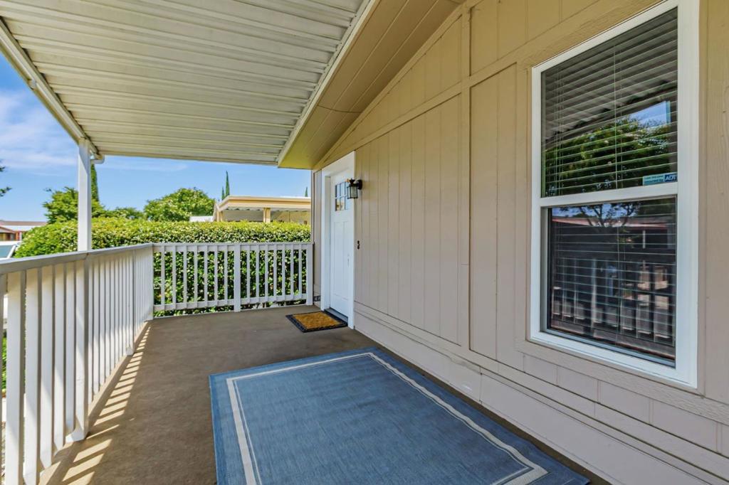 2815 Moss Hollow Drive