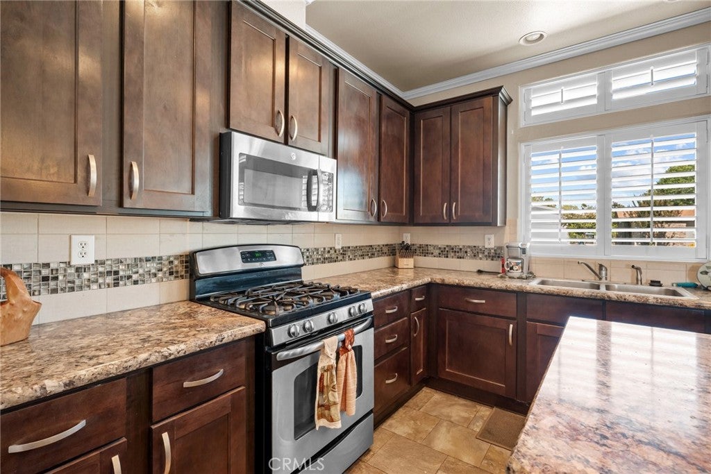 10961 Desert Lawn (508 Poplar) Drive 508