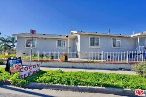 Photo of 431 W 112th Street, Los Angeles, CA 90061 (MLS # 26640427)